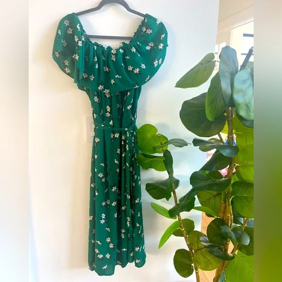 green emerald velvet dress GREEN ONE-SHOULDER CAPE DRAPED SILK DRESS | CULT MIA main image 0